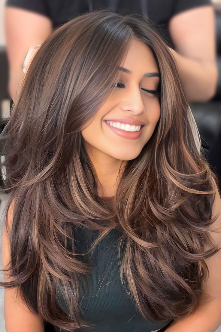 WhatsApp Image 2025-09-25 at 11.26.03 PM Classic 7 Set Clip-in Extensions – Straight 20" - Image 1